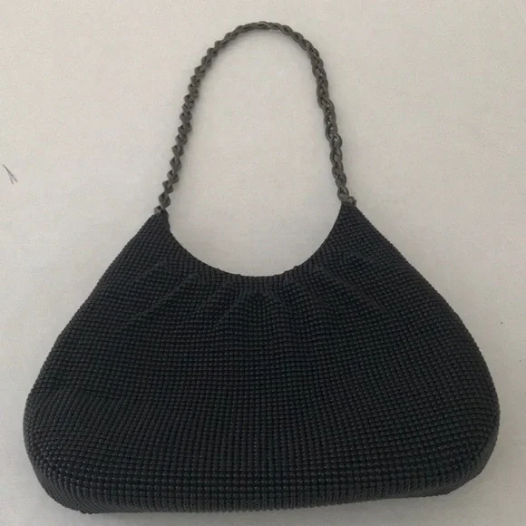 - WHITING & DAVIS BLACK METAL BEAD BAG - Picture 12 of 12